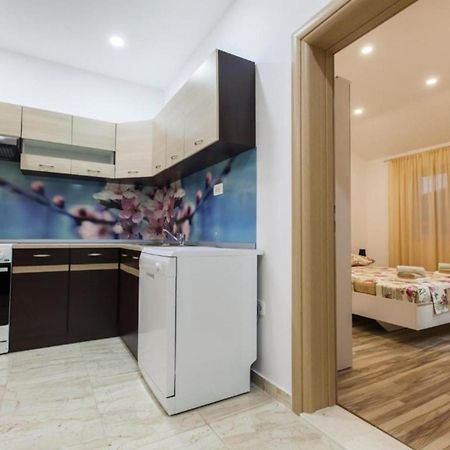 Apartment Dalmatia คาชเตลา ภายนอก รูปภาพ