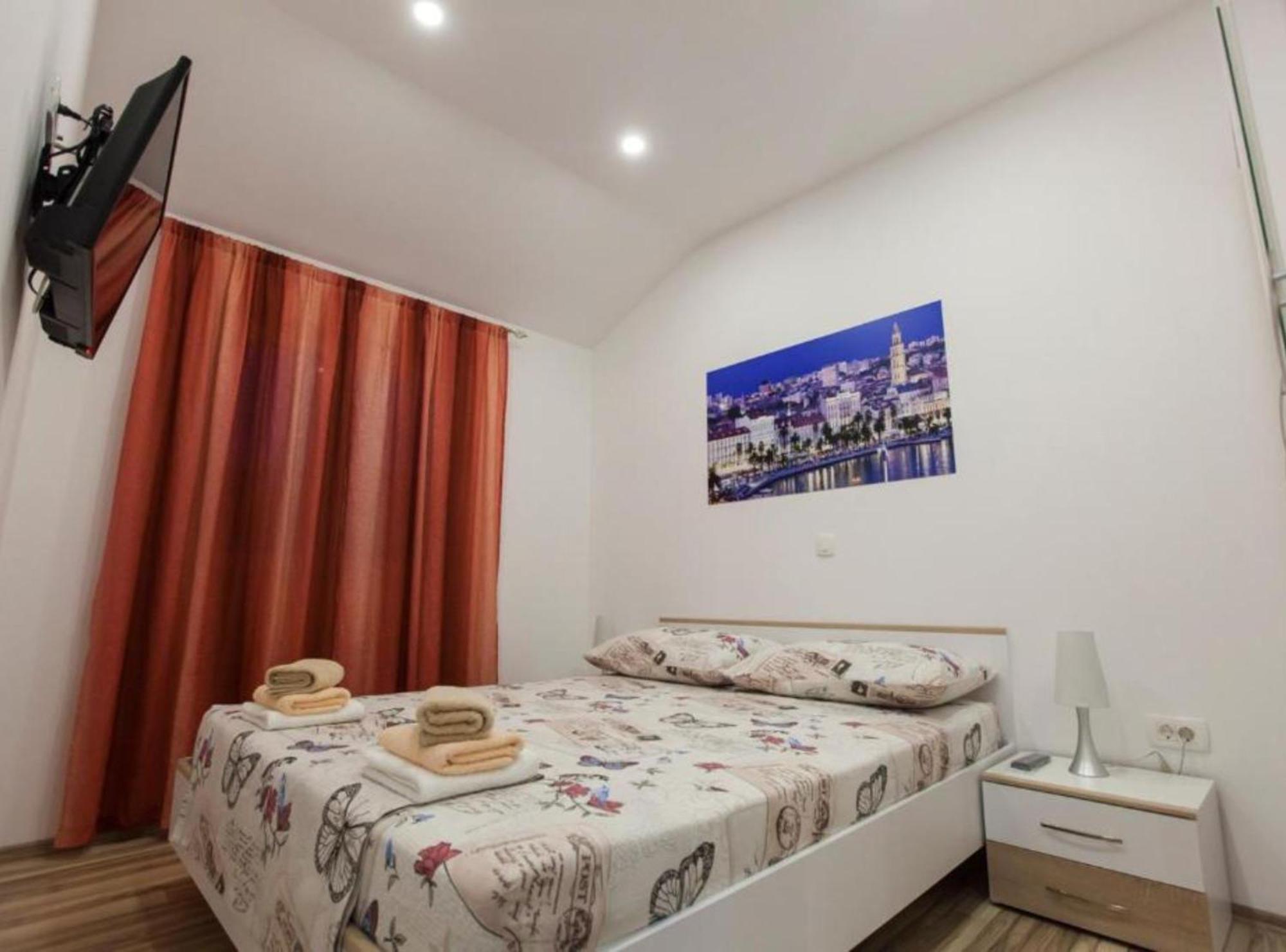 Apartment Dalmatia คาชเตลา ภายนอก รูปภาพ