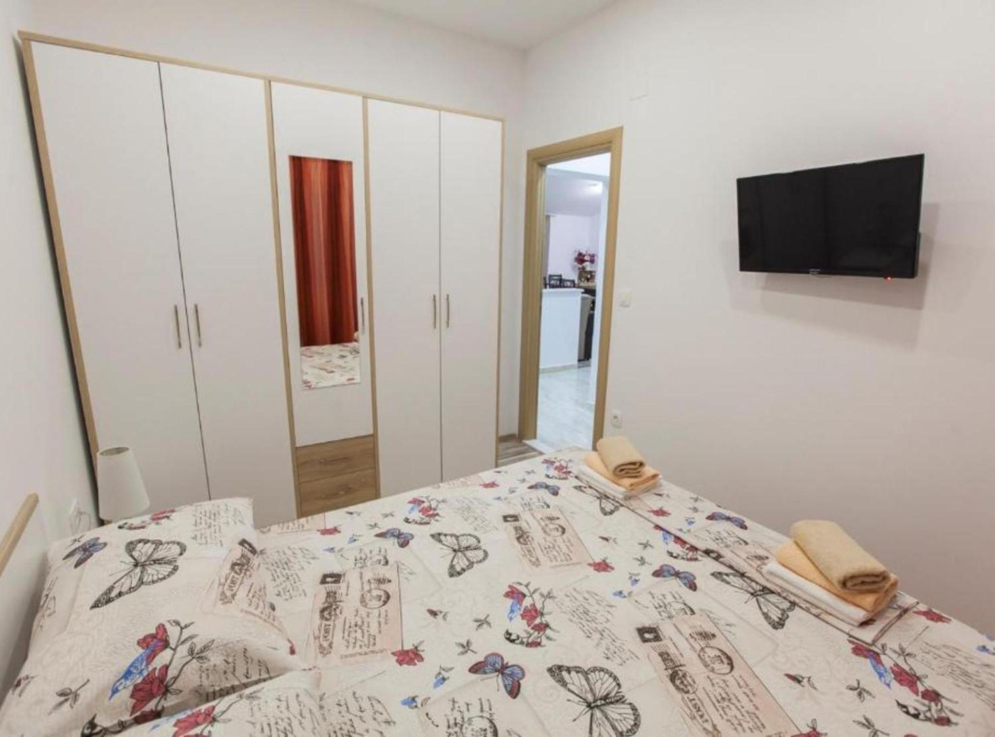 Apartment Dalmatia คาชเตลา ภายนอก รูปภาพ