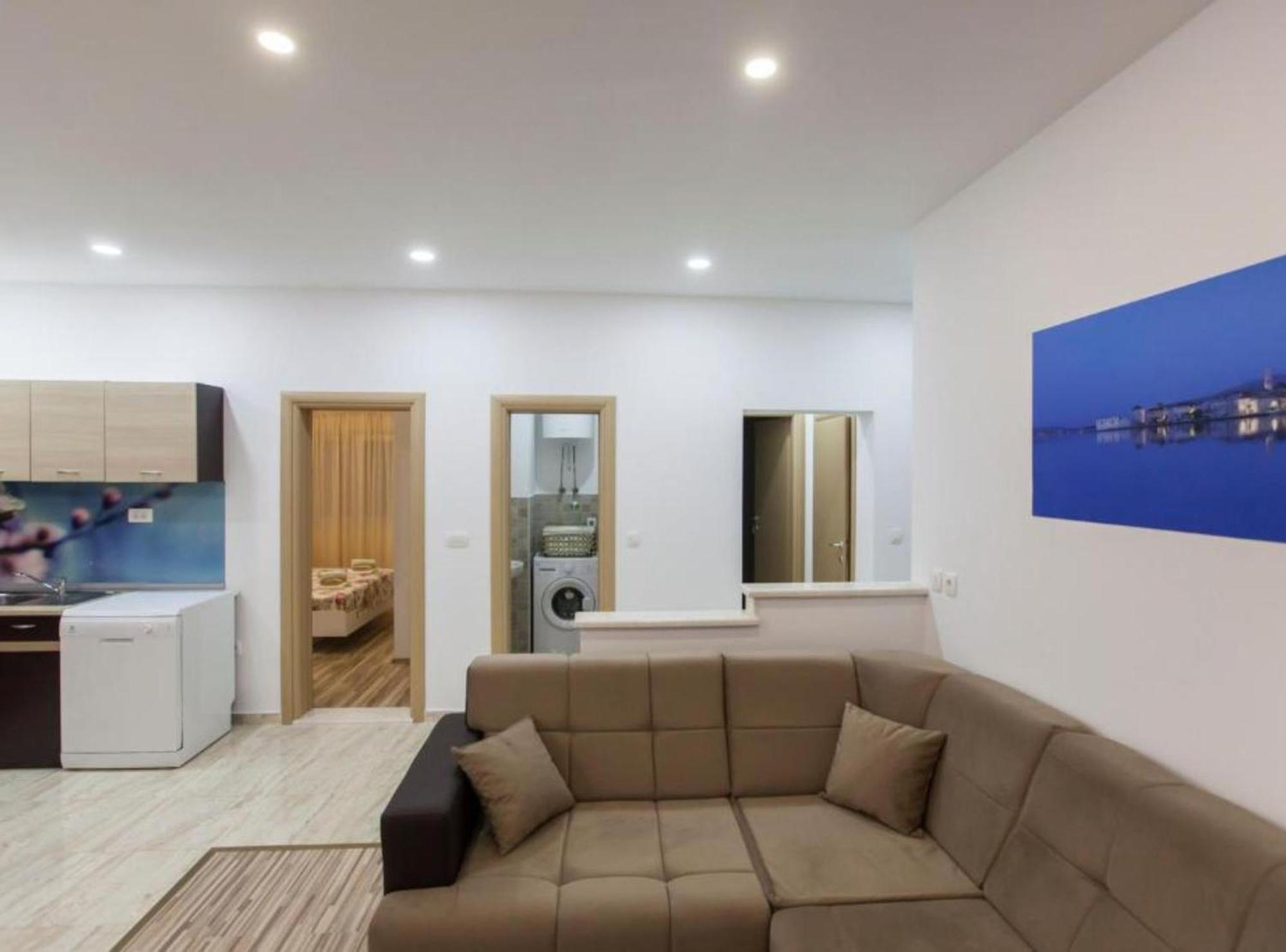 Apartment Dalmatia คาชเตลา ภายนอก รูปภาพ