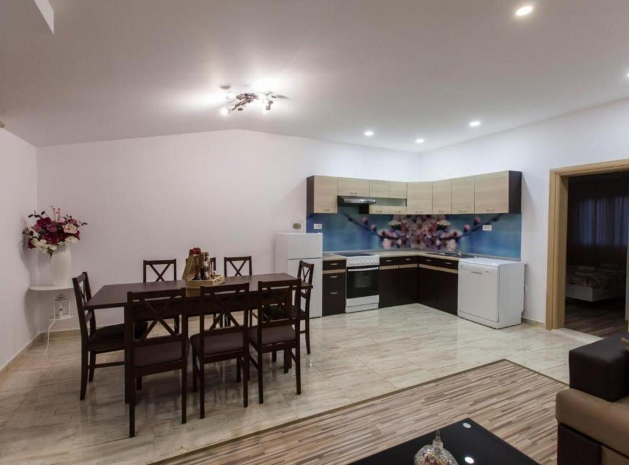 Apartment Dalmatia คาชเตลา ภายนอก รูปภาพ