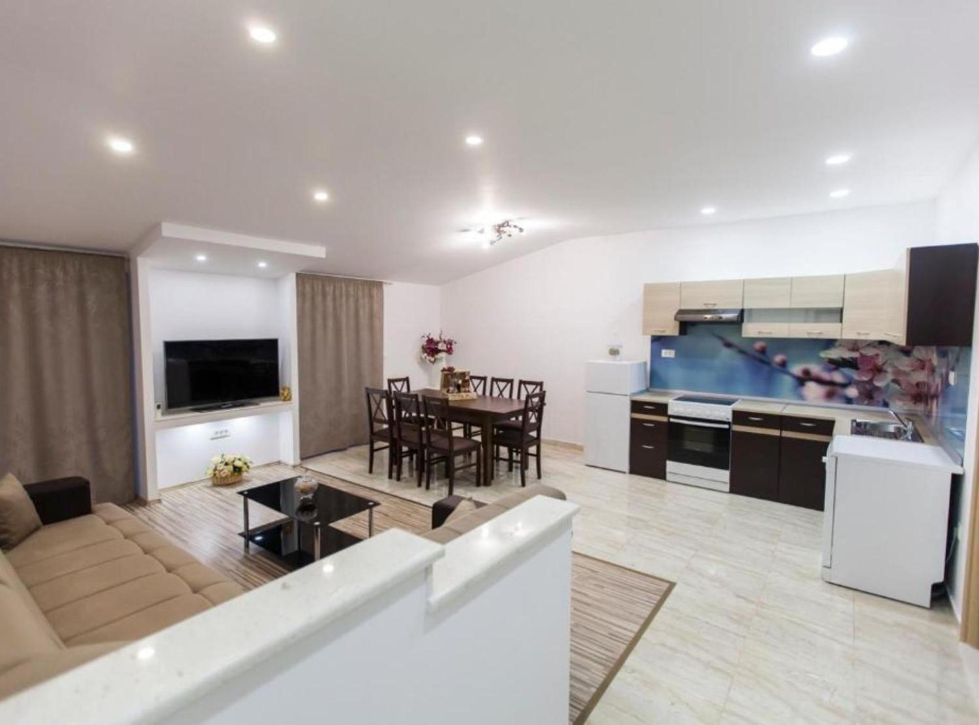 Apartment Dalmatia คาชเตลา ภายนอก รูปภาพ