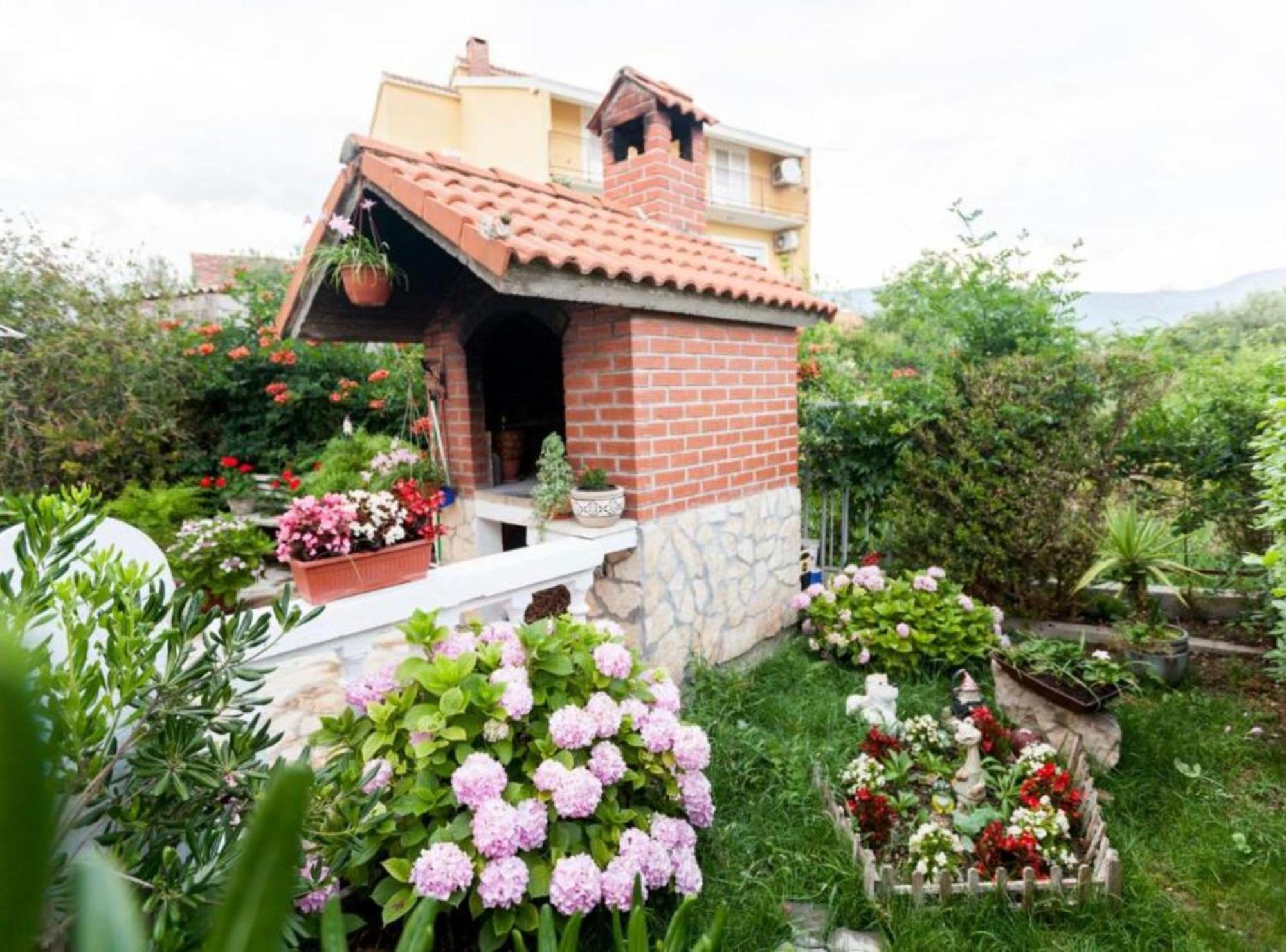 Apartment Dalmatia คาชเตลา ภายนอก รูปภาพ