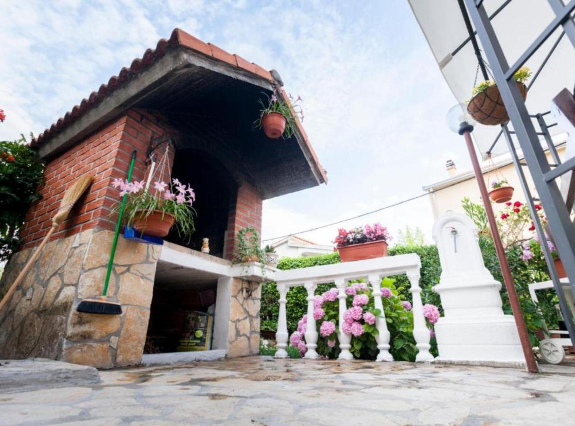 Apartment Dalmatia คาชเตลา ภายนอก รูปภาพ