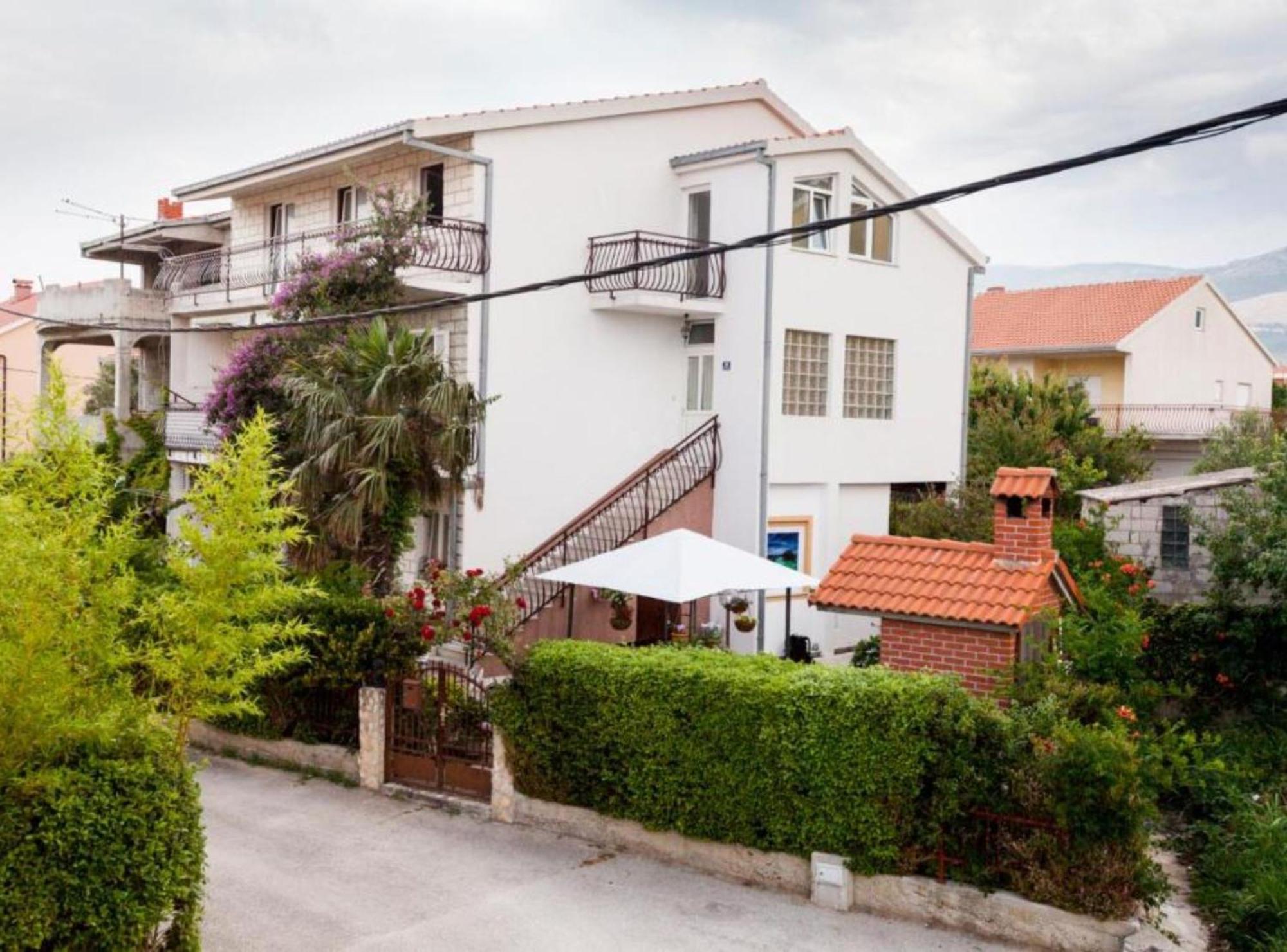 Apartment Dalmatia คาชเตลา ภายนอก รูปภาพ