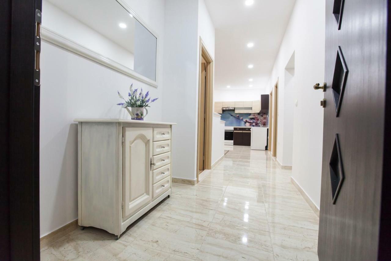 Apartment Dalmatia คาชเตลา ภายนอก รูปภาพ
