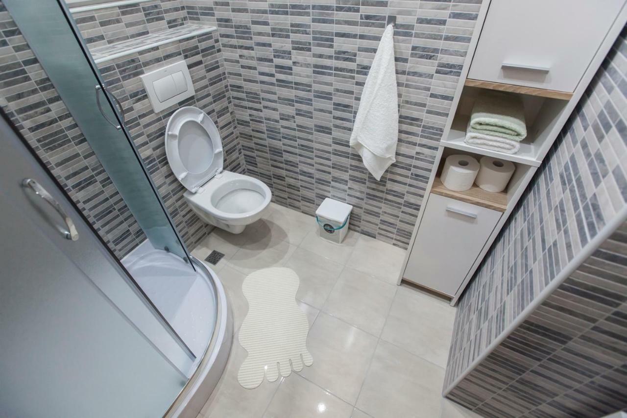 Apartment Dalmatia คาชเตลา ภายนอก รูปภาพ