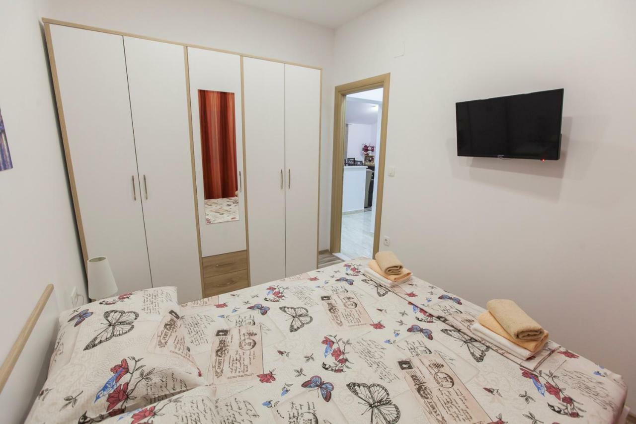 Apartment Dalmatia คาชเตลา ภายนอก รูปภาพ