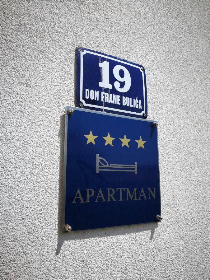 Apartment Dalmatia คาชเตลา ภายนอก รูปภาพ