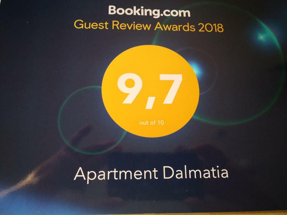 Apartment Dalmatia คาชเตลา ภายนอก รูปภาพ